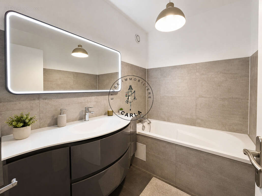 Appartement à OULLINS