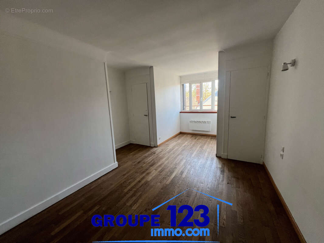 Appartement à TOUCY