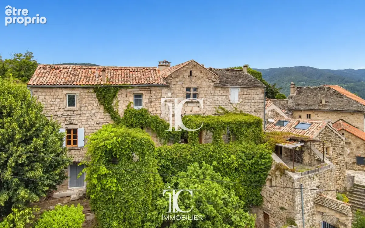 Propriete du xviieme siecle 400m² habitable 4280m² de terrain - photo 36