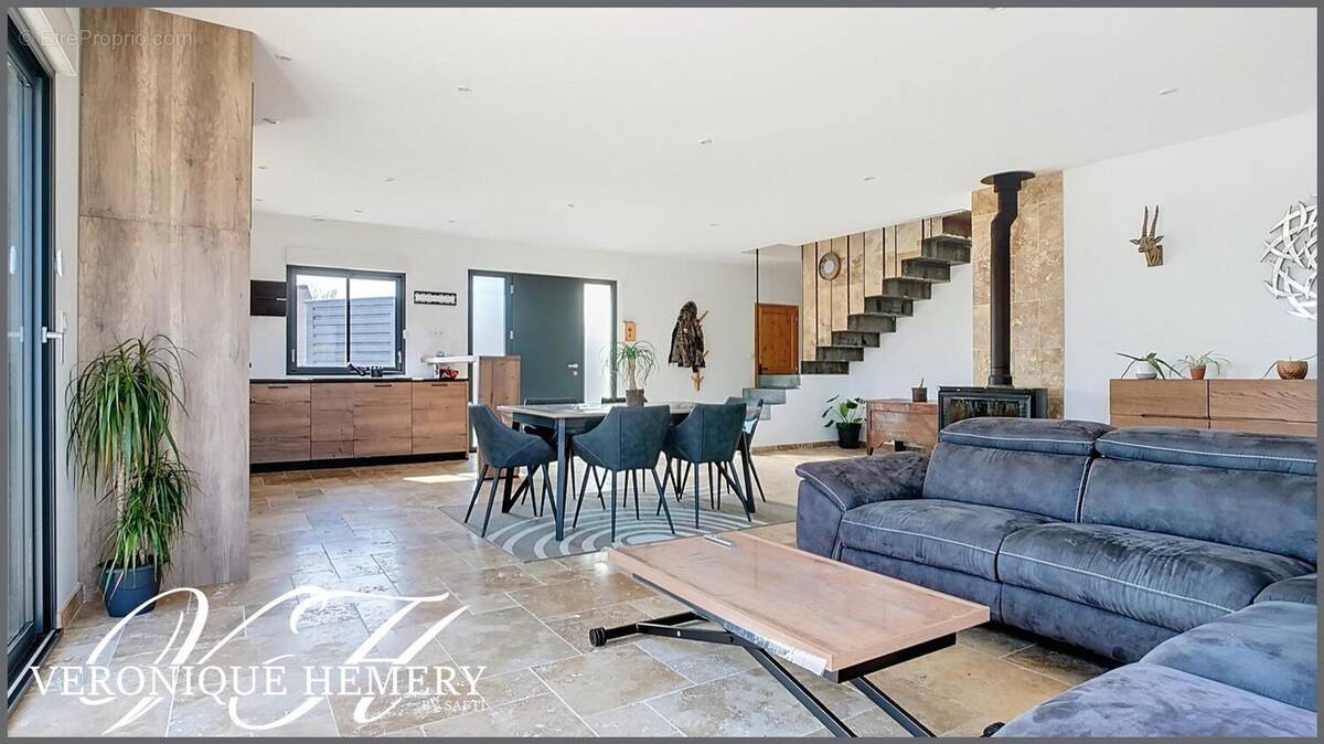 Photo 1 - Maison à CHATEAU-GONTIER