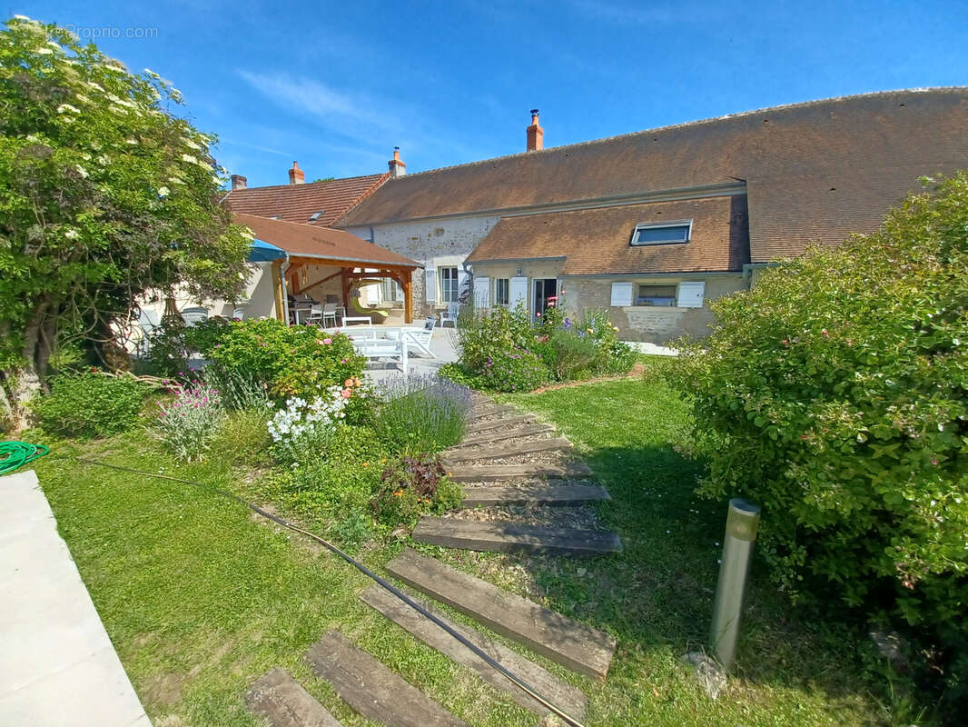 Maison à POUGUES-LES-EAUX