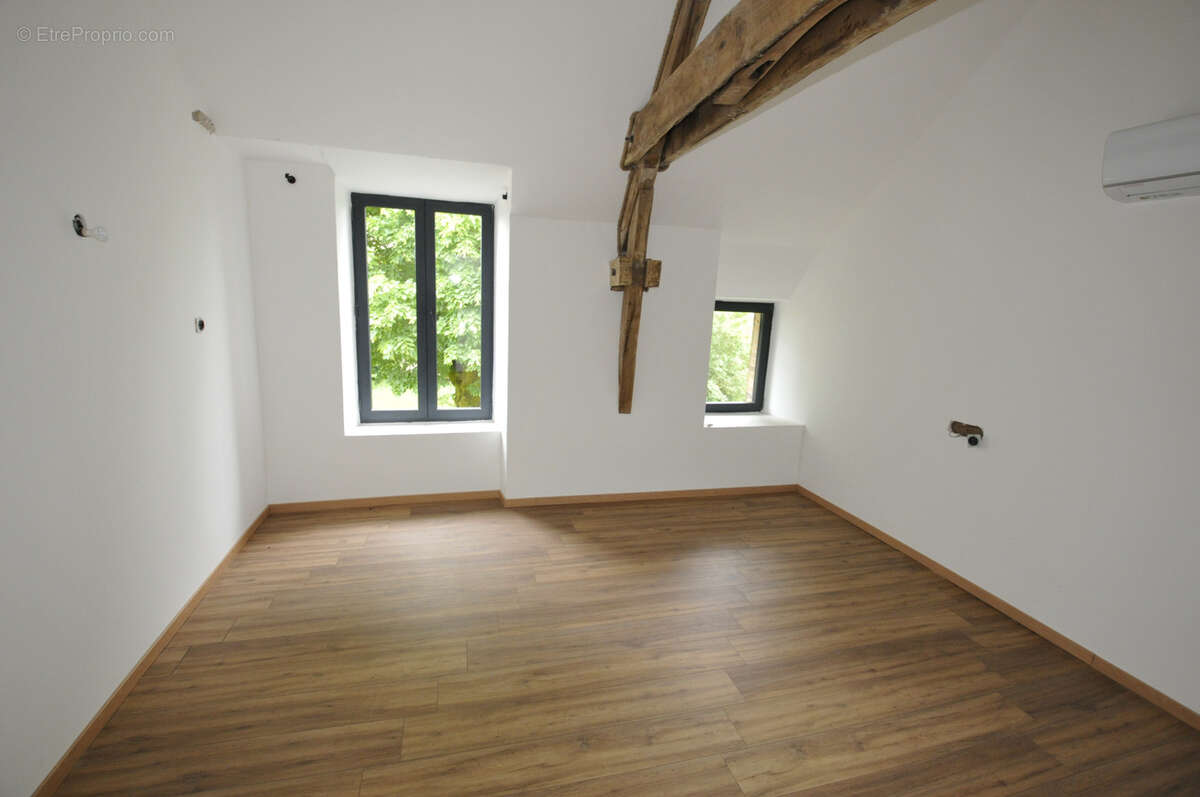 Maison à LA PORCHERIE