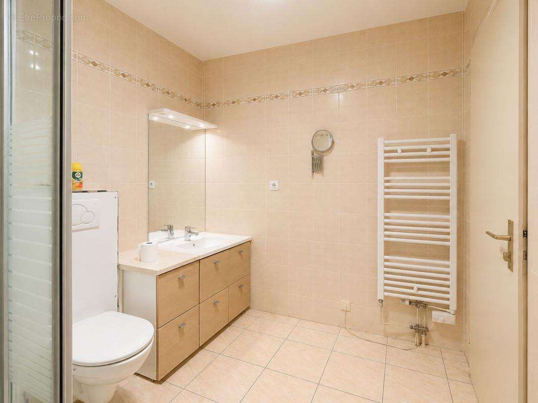 Appartement à BUSSY-SAINT-GEORGES