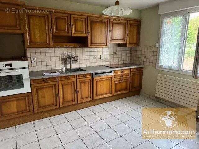 Vente Maison Montrozier(12630) 195 000ï¿œ - photo 8