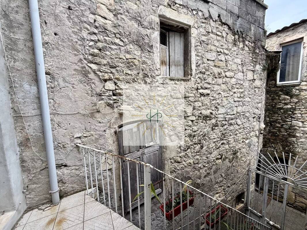 Maison à CRUAS