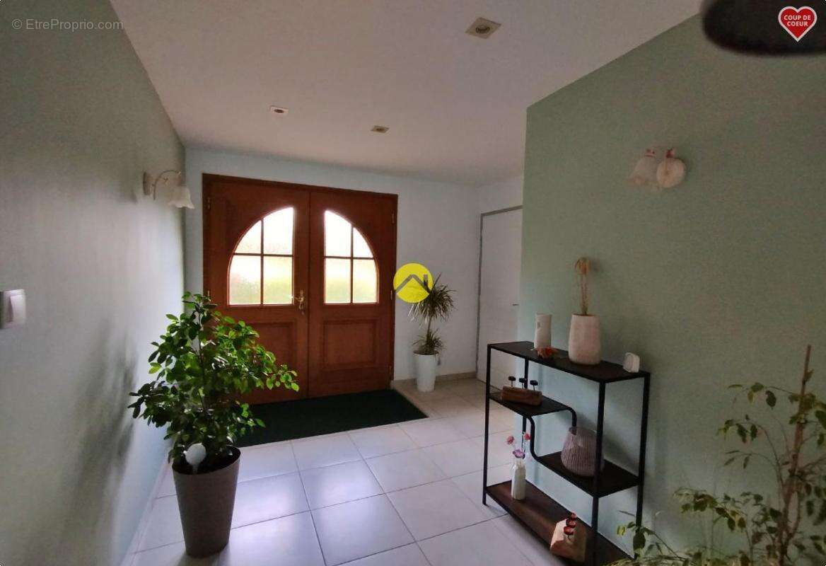 Maison à BEAURAINVILLE