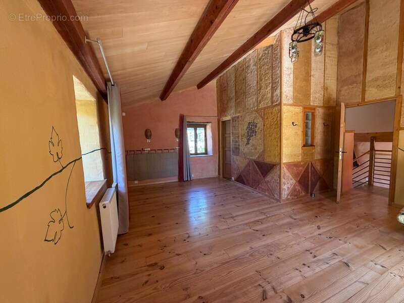 Maison à vendre 8 pièces EMERINGES (69) - photo 7