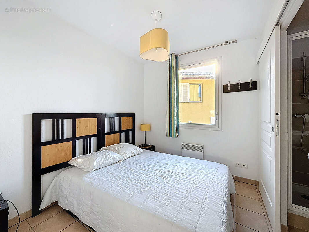 Appartement à SIX-FOURS-LES-PLAGES