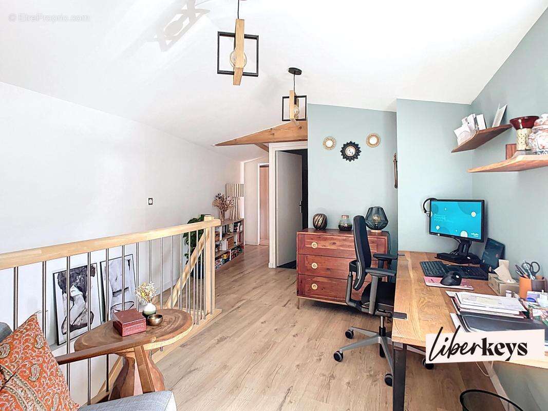 Maison à CAILLOUX-SUR-FONTAINES