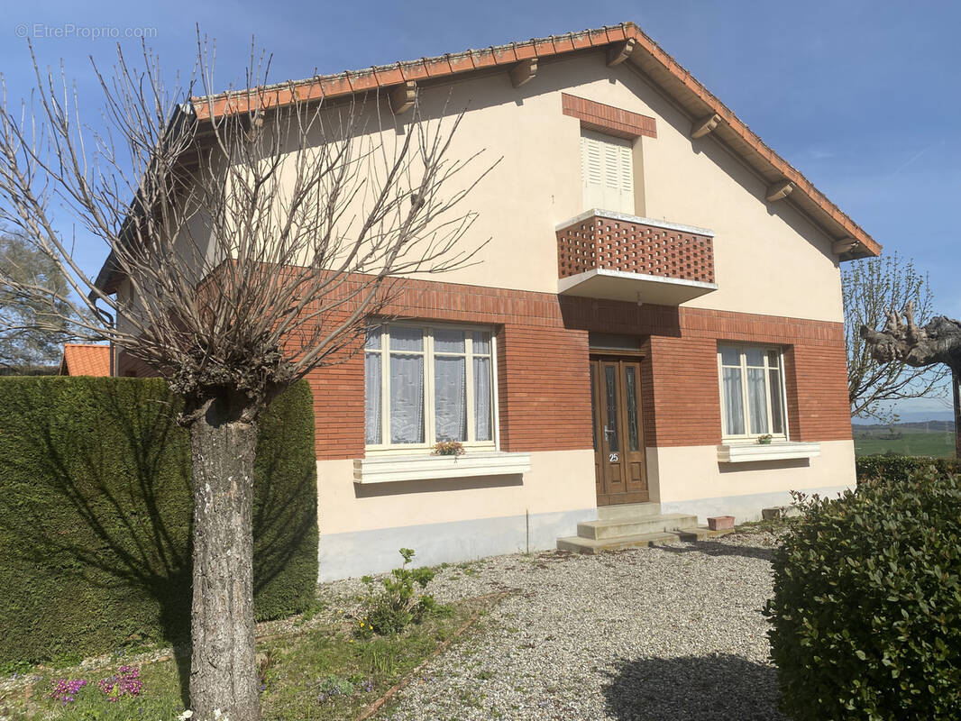 Maison à ODARS