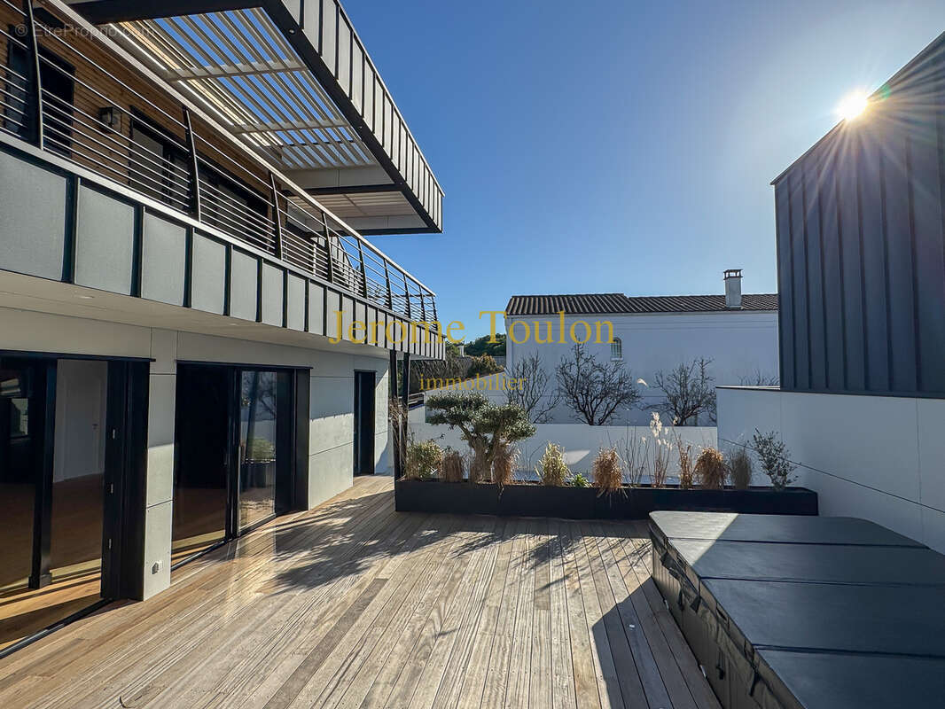 Maison à VAUX-SUR-MER