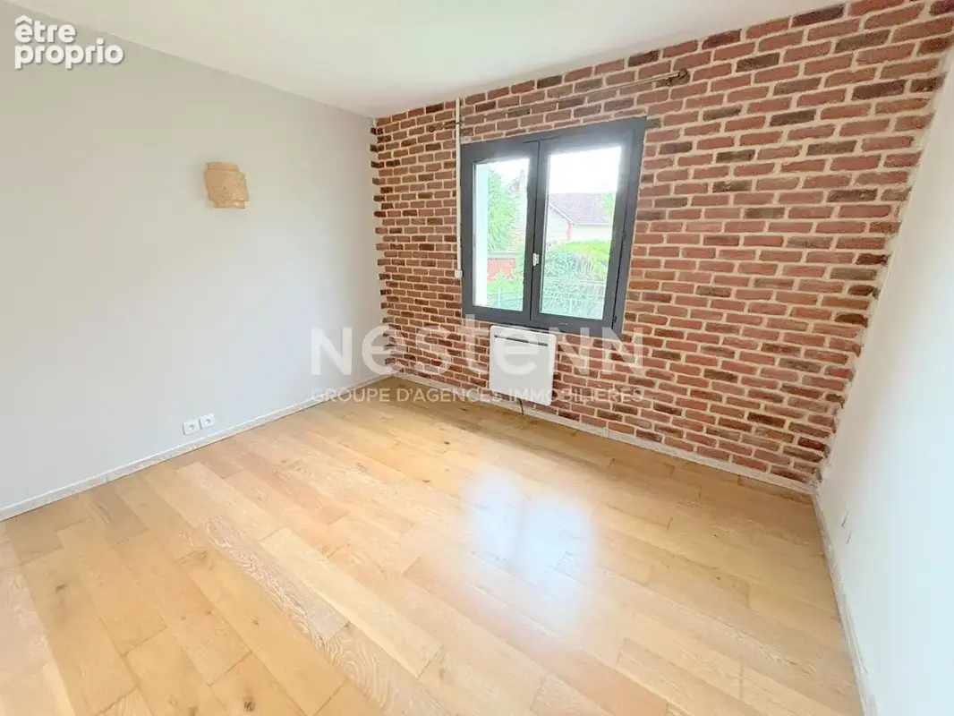 Maison de 68m² à GISORS -  2 chambres - Sous-sol total et combles aménageables - 435m² de terrain avec piscine - photo 6