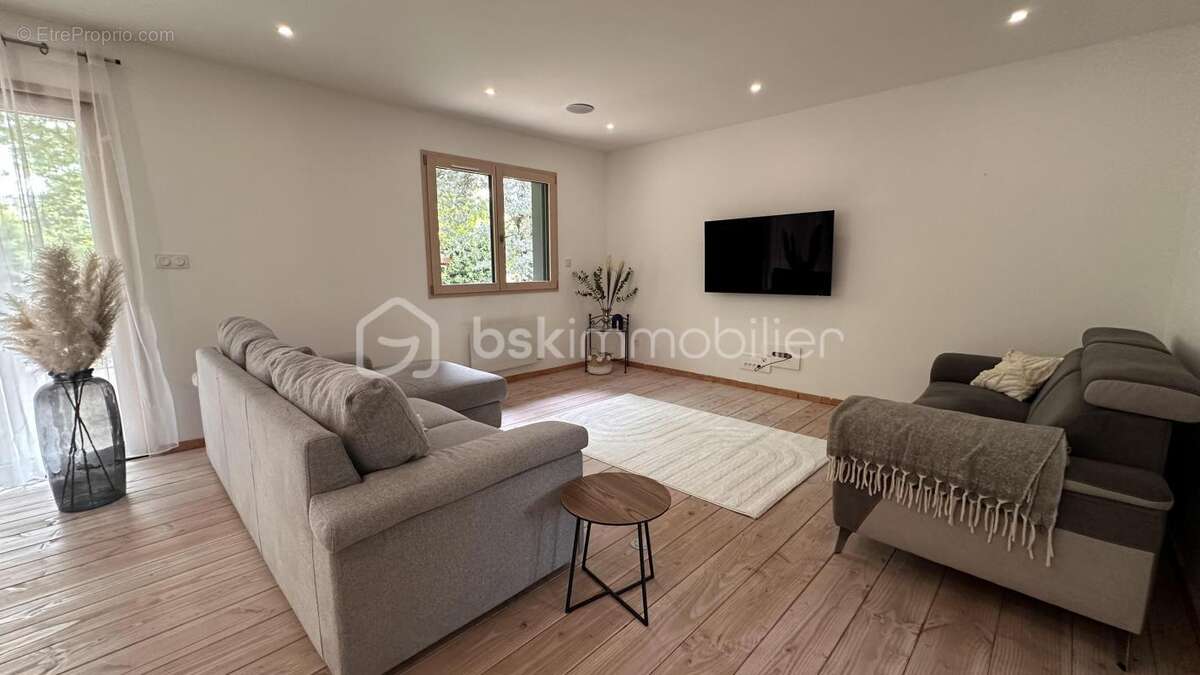 Maison à CHATILLON-SAINT-JEAN