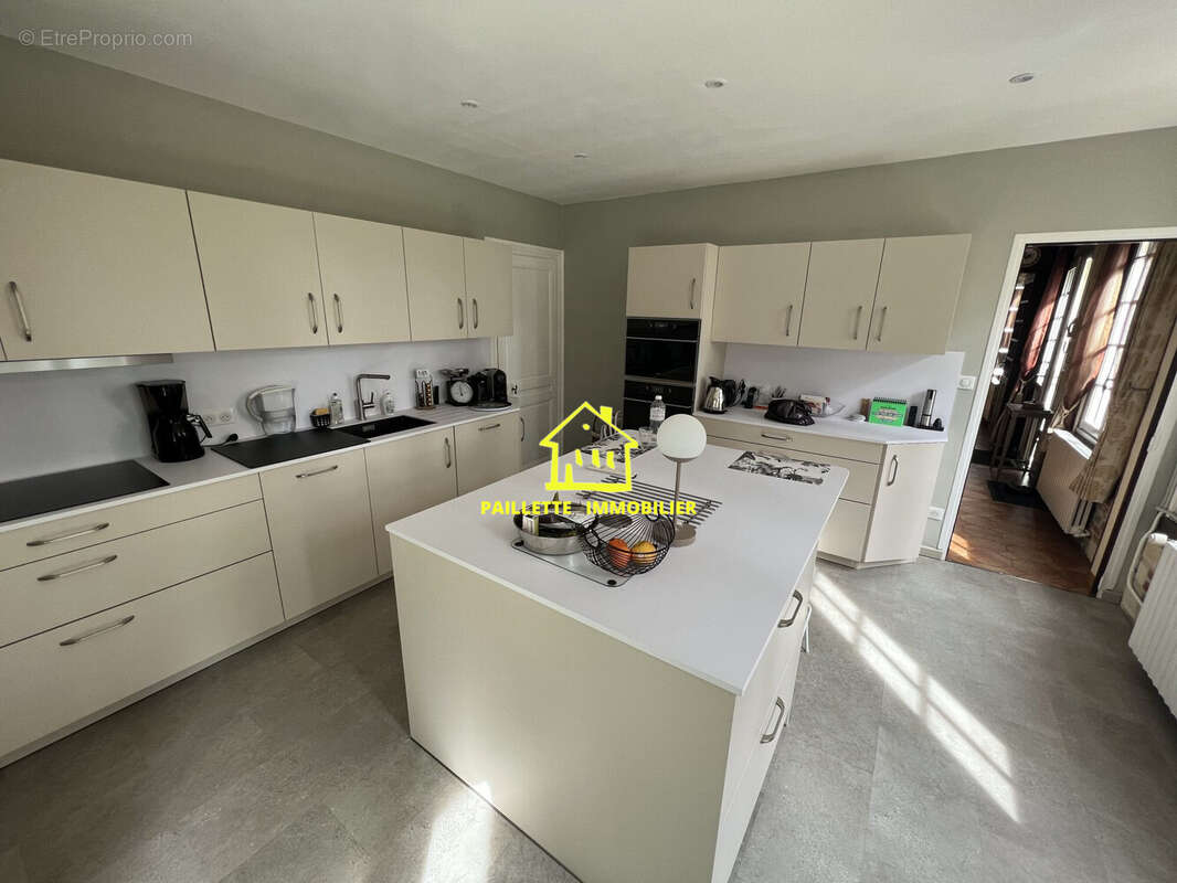 Maison à SAINT-ROMAIN-DE-COLBOSC