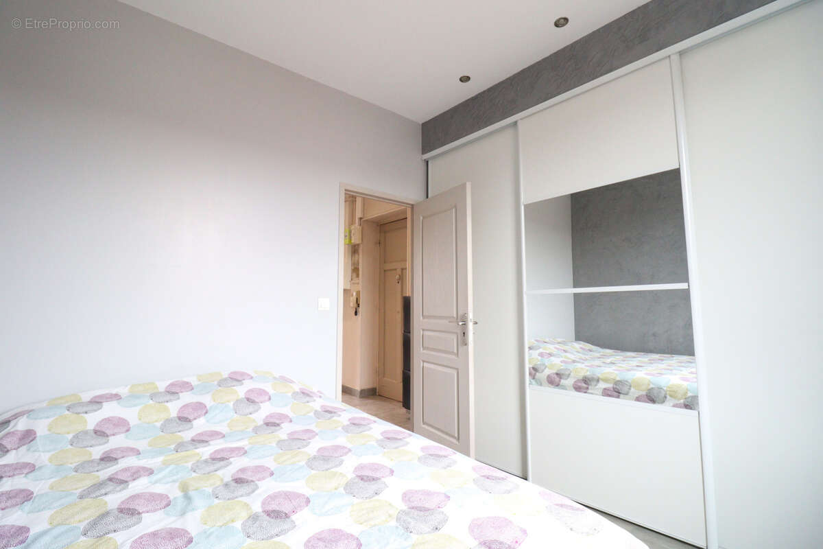 Appartement à LYON-8E