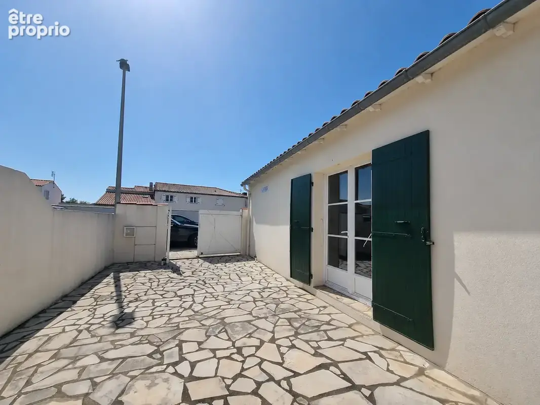 Plain pied 72 m2 - 2 chambres terrasse et stationnement proche plage et commerces - photo 6