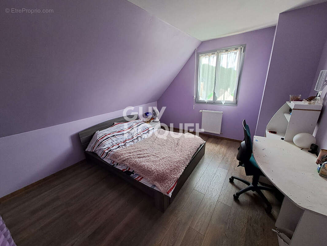 Maison à VAILLY-SUR-AISNE