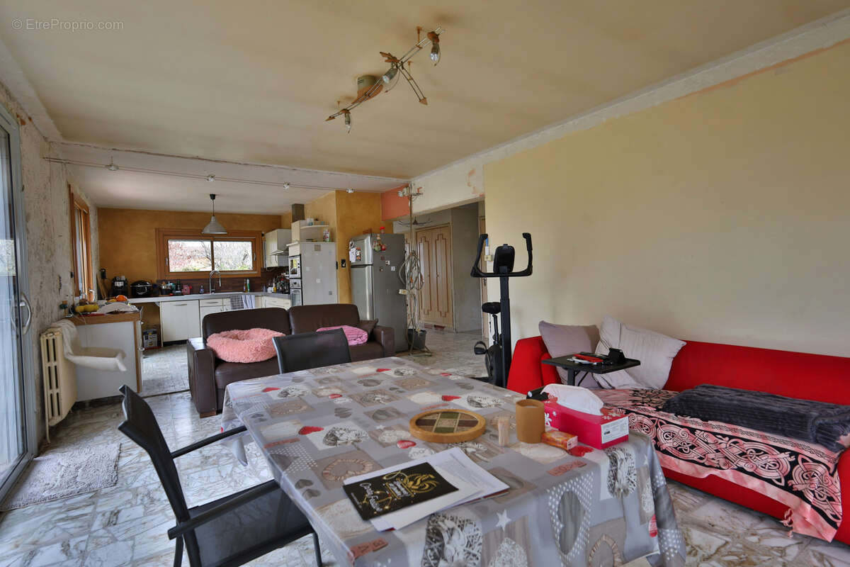 Maison à MOIDIEU-DETOURBE