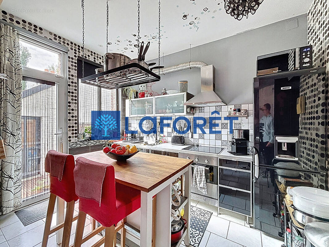 Maison à SAINT-AMAND-LES-EAUX