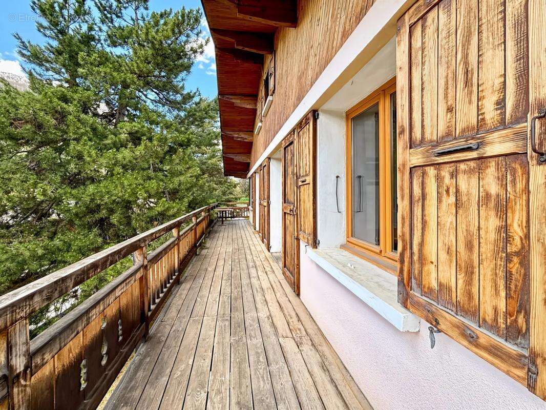 Maison à LA SALLE-LES-ALPES