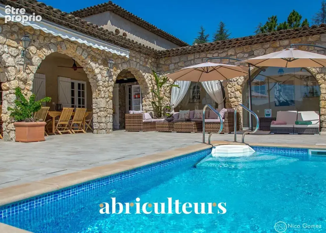 Photo Maison à Peymeinade au prix de 2 294 999€