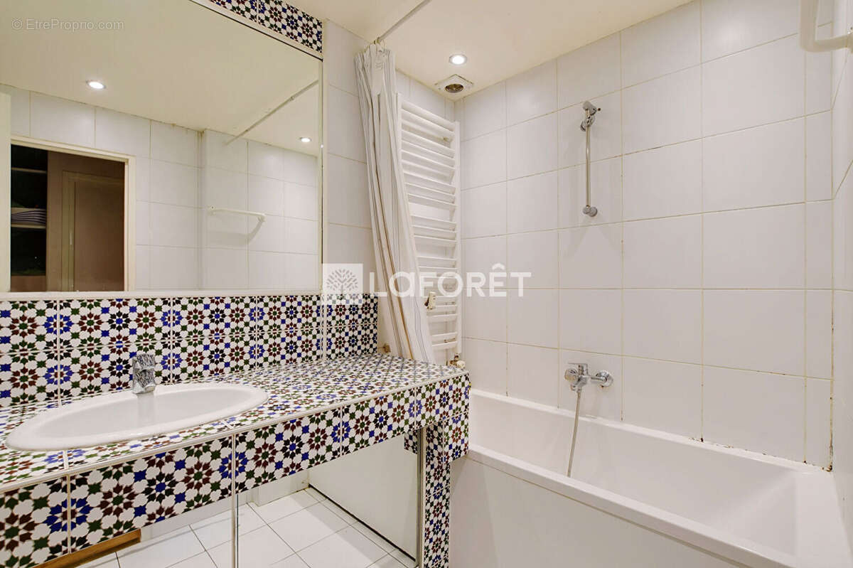 Appartement à PARIS-15E