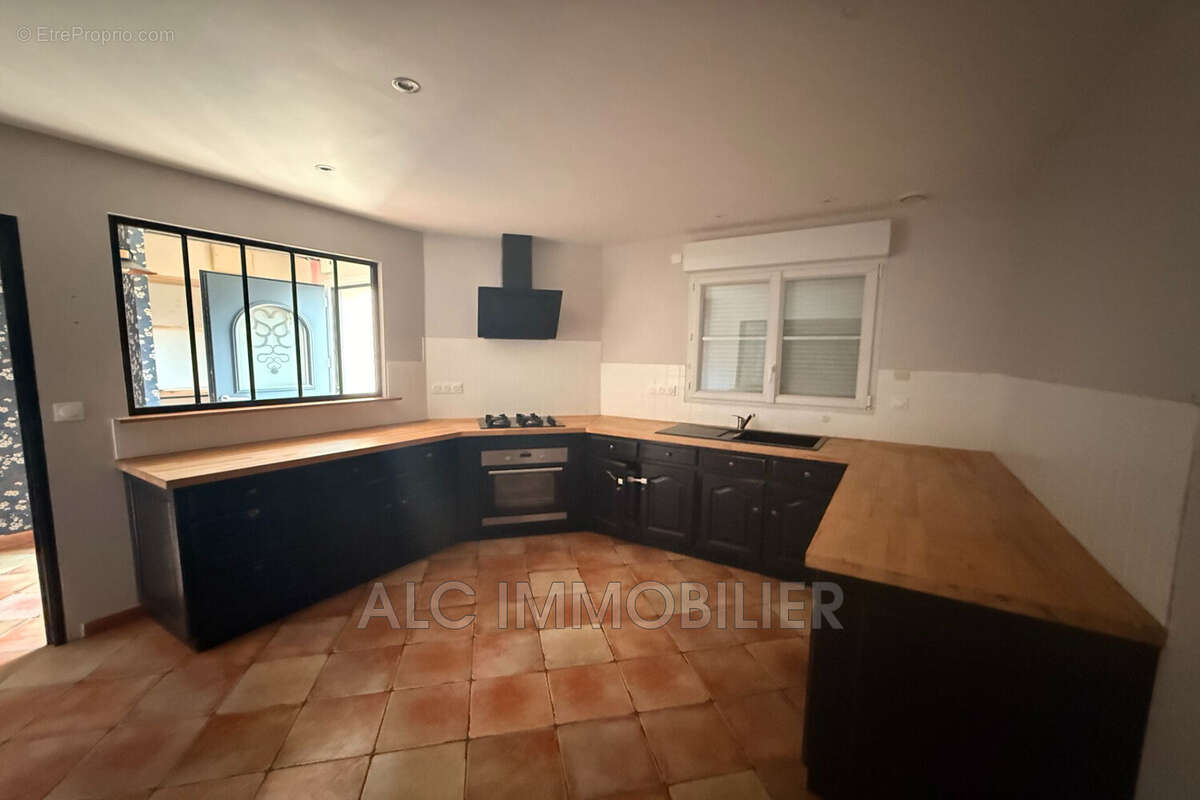 Maison à MAROLLES-LES-BRAULTS