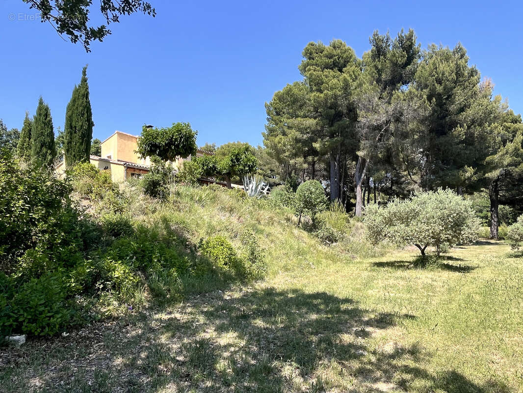 Maison à MODENE