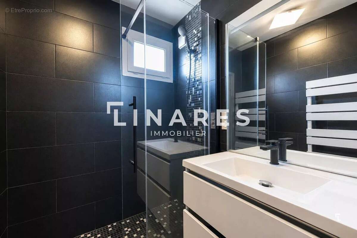 LE PRIVILÈGE – Appartement T4 de 98m² – Terrasse – 13009 - photo 13