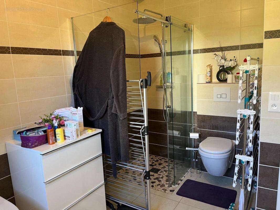 Maison à SAINT-OUEN-DE-MIMBRE