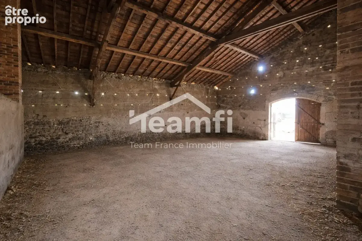 Maison 265 m² à Courpiere  - photo 7