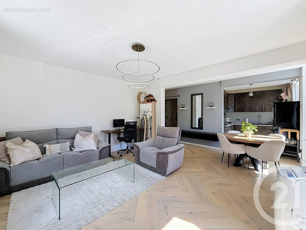 Appartement à TANINGES