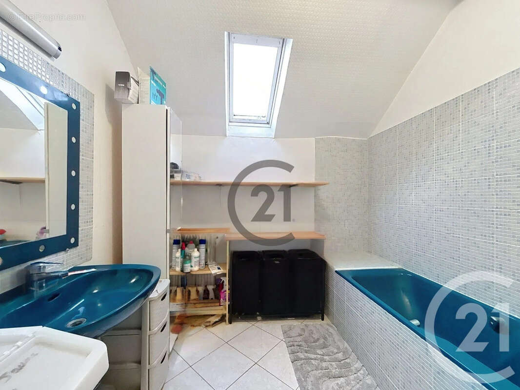 Maison à SAINT-BRICE