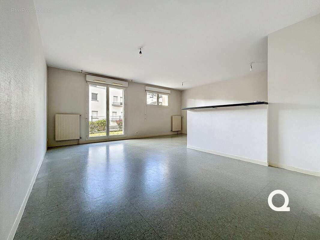 Appartement à CHAVAGNE