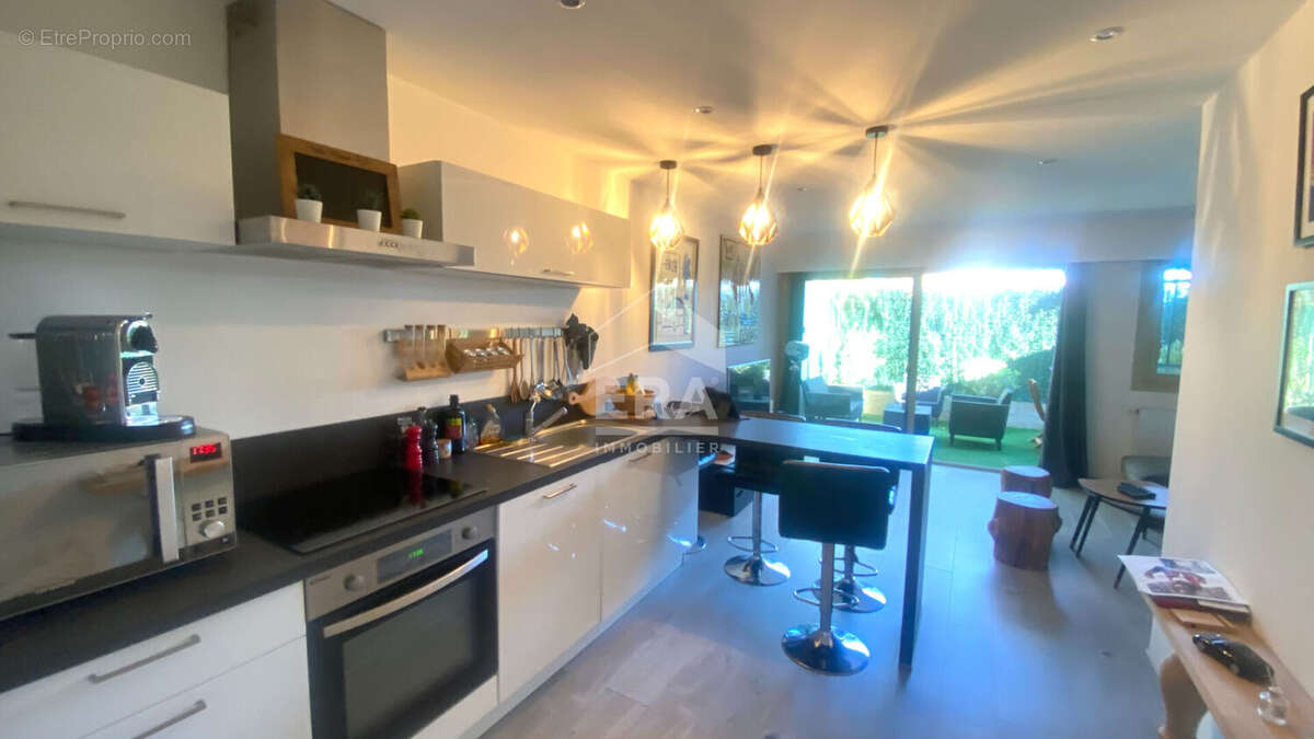 Appartement à LE CANNET