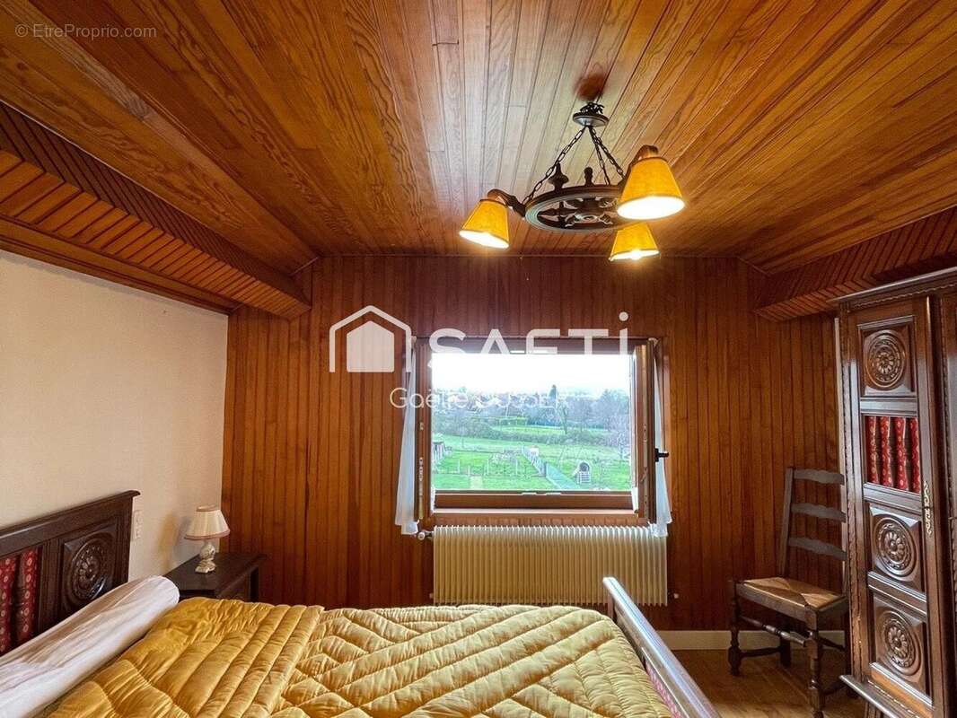 Photo 6 - Maison à MONTLUCON