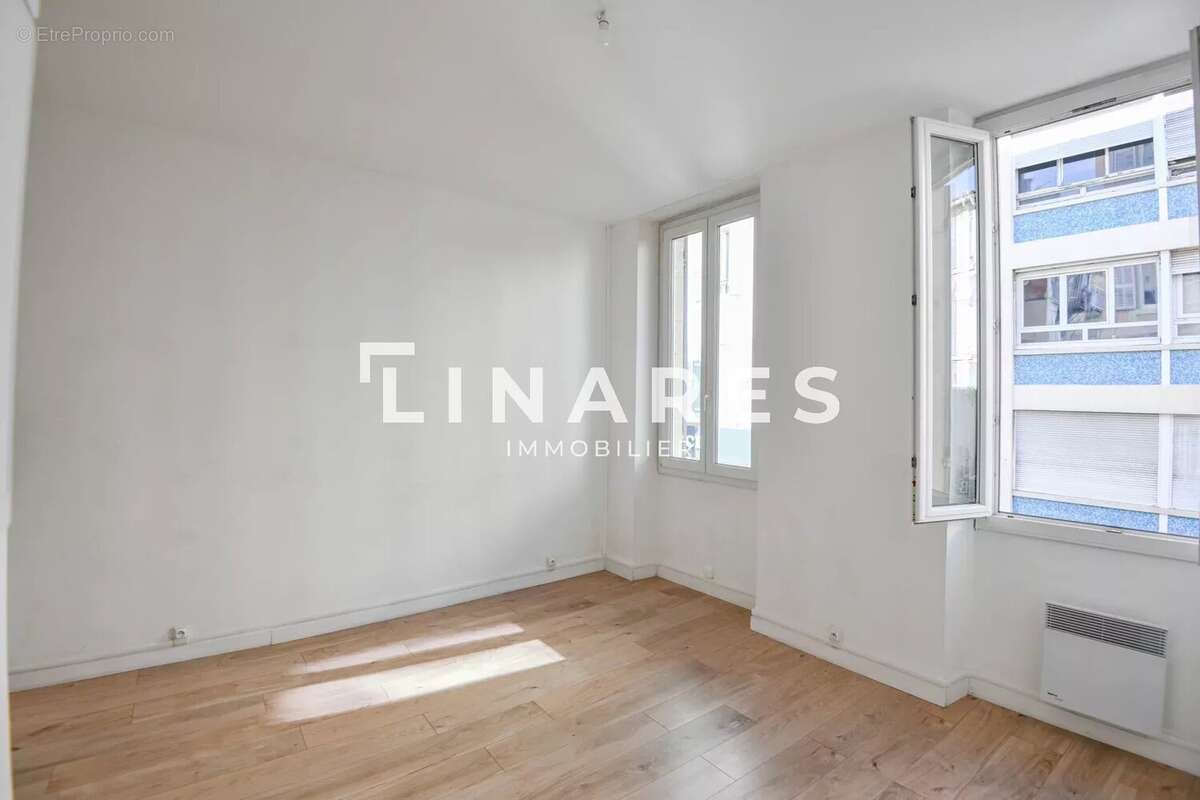 Appartement à MARSEILLE-6E