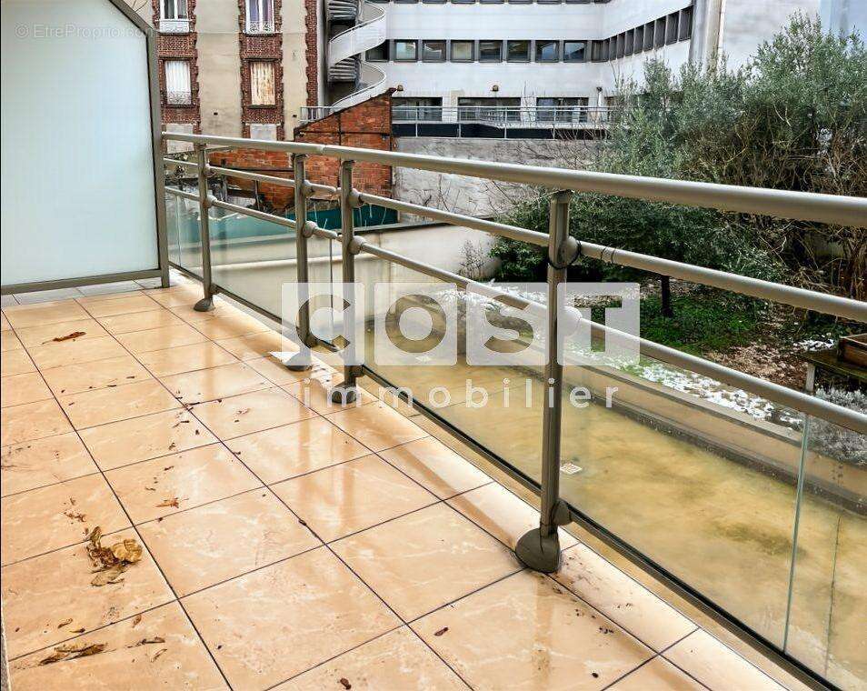 Appartement à ASNIERES-SUR-SEINE