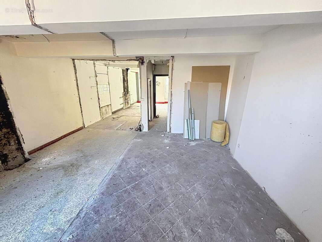 Appartement 250 m² à Castelnaudary  - photo 3