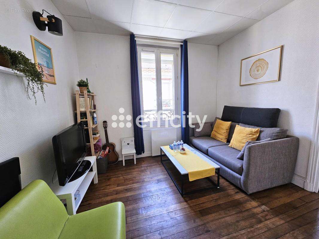 Appartement à IVRY-SUR-SEINE