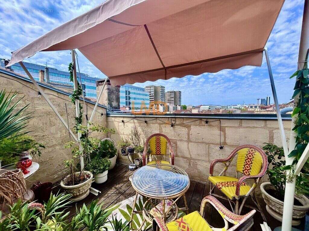 Appartement à BORDEAUX