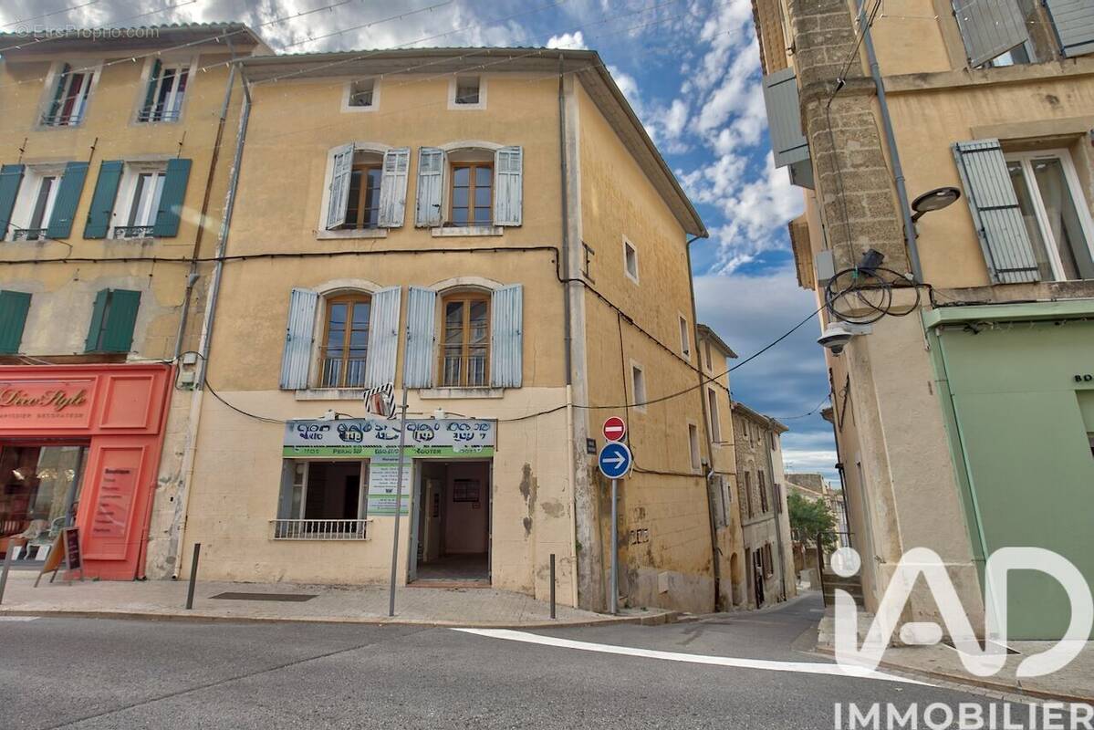 Photo 1 - Appartement à LAMBESC