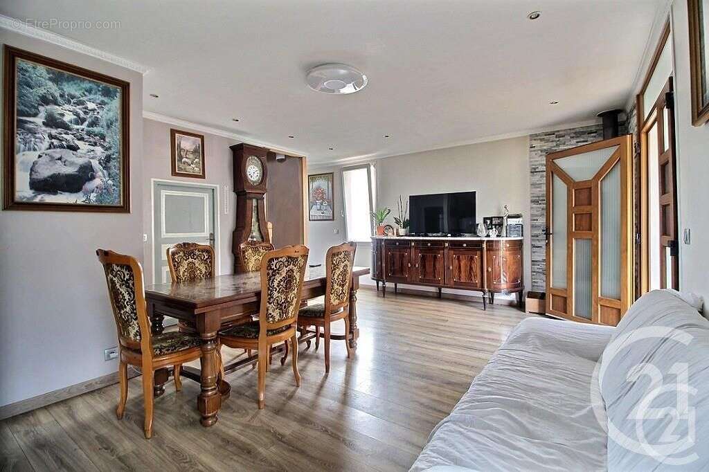 Maison à AULNAY-SOUS-BOIS