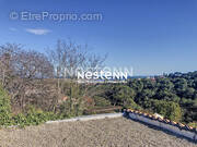 Terrain à VALLAURIS