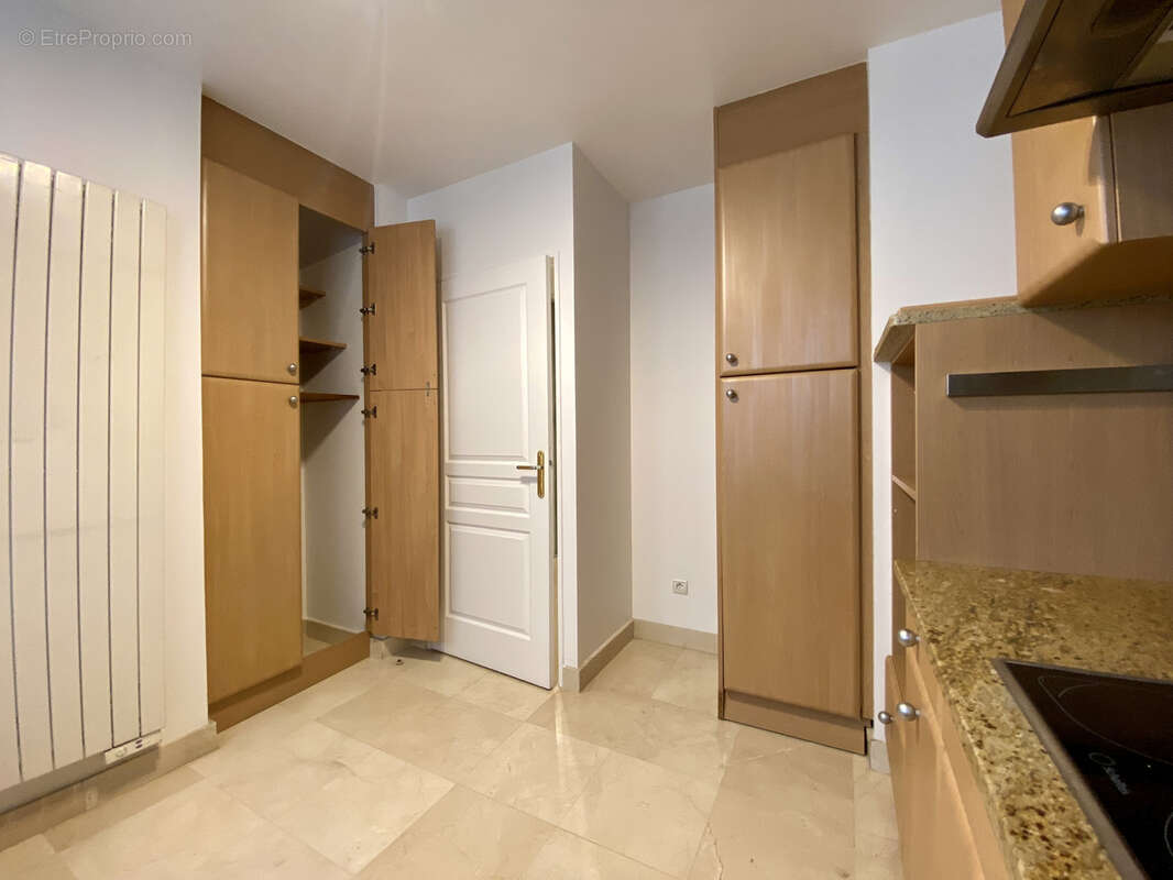 Appartement à PARIS-6E