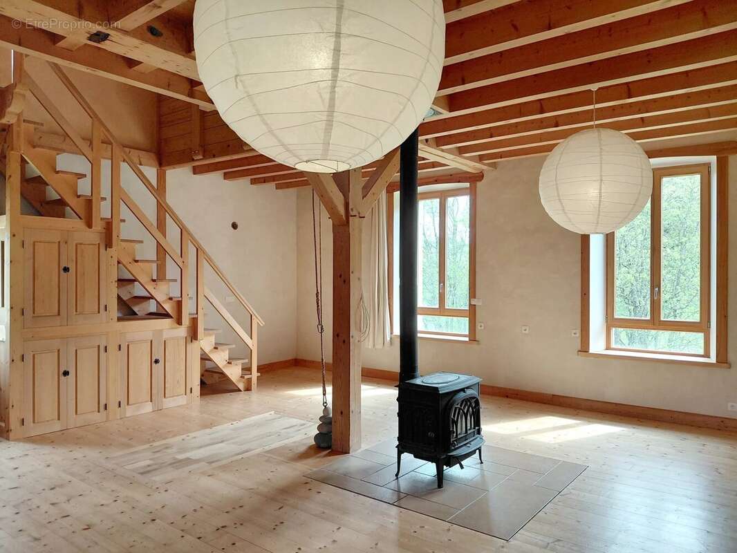 Maison à LA PESSE