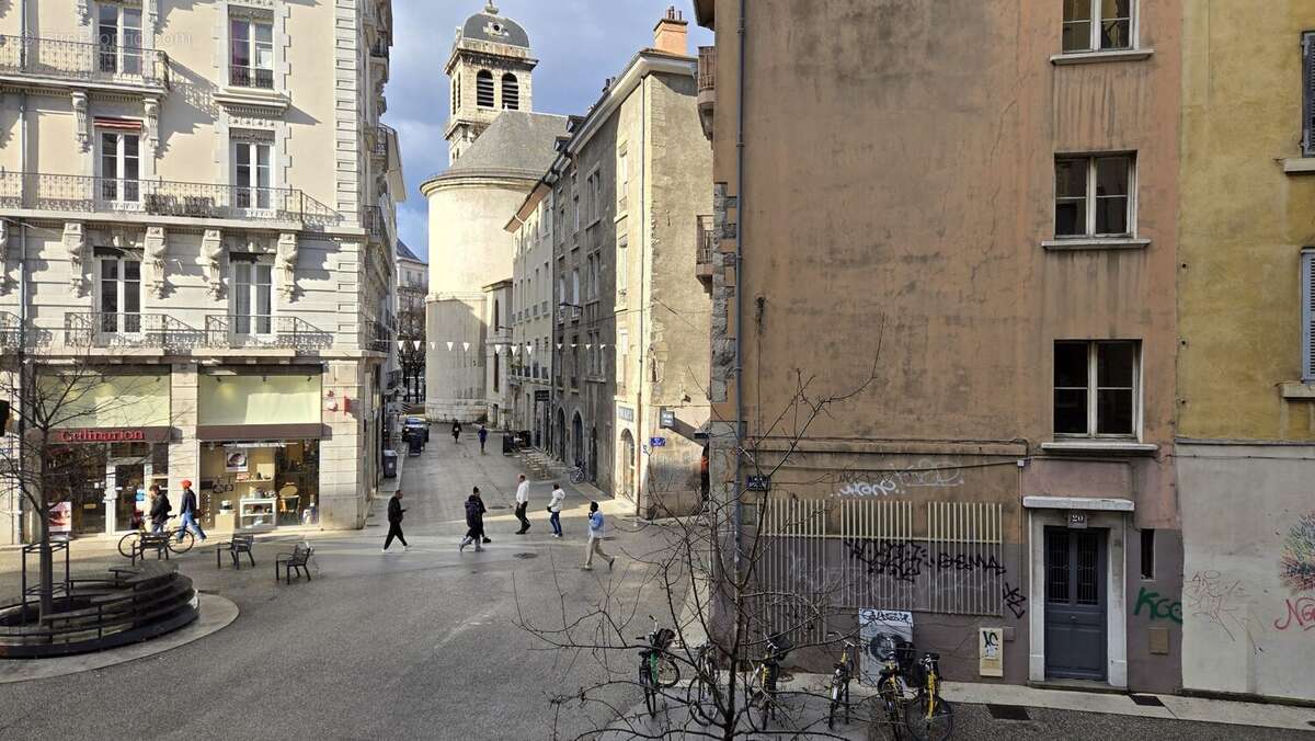 Commerce à GRENOBLE