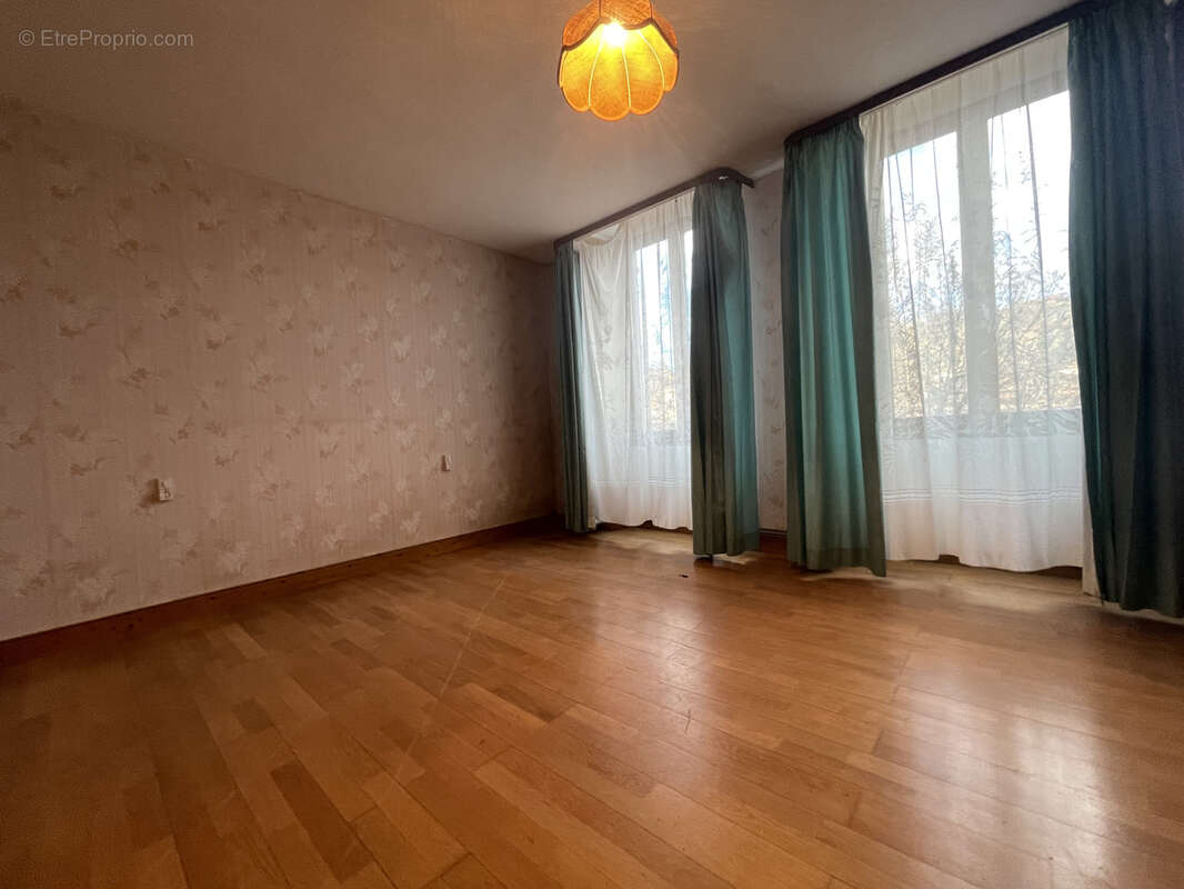 Appartement à L&#039;ARBRESLE