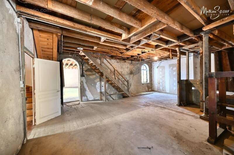 Maison à MESSIMY