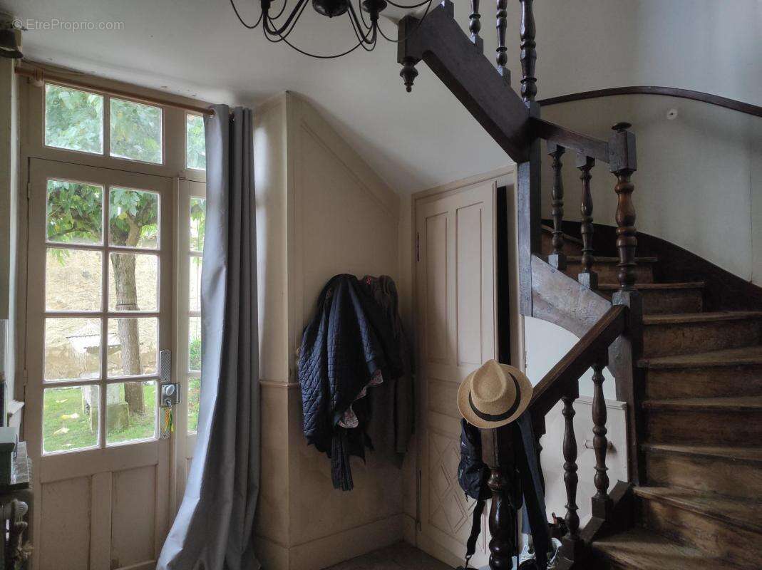 Maison à SAINT-JEAN-D&#039;ANGELY